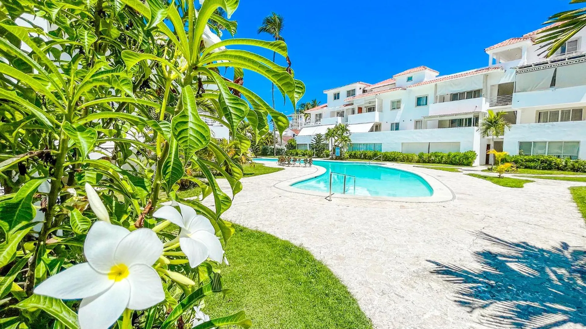 Oceanfront & Garden View Villas Hotel Wifi Bbq Parking Los Corales Beach Club & Spa Punta Cana 5*,