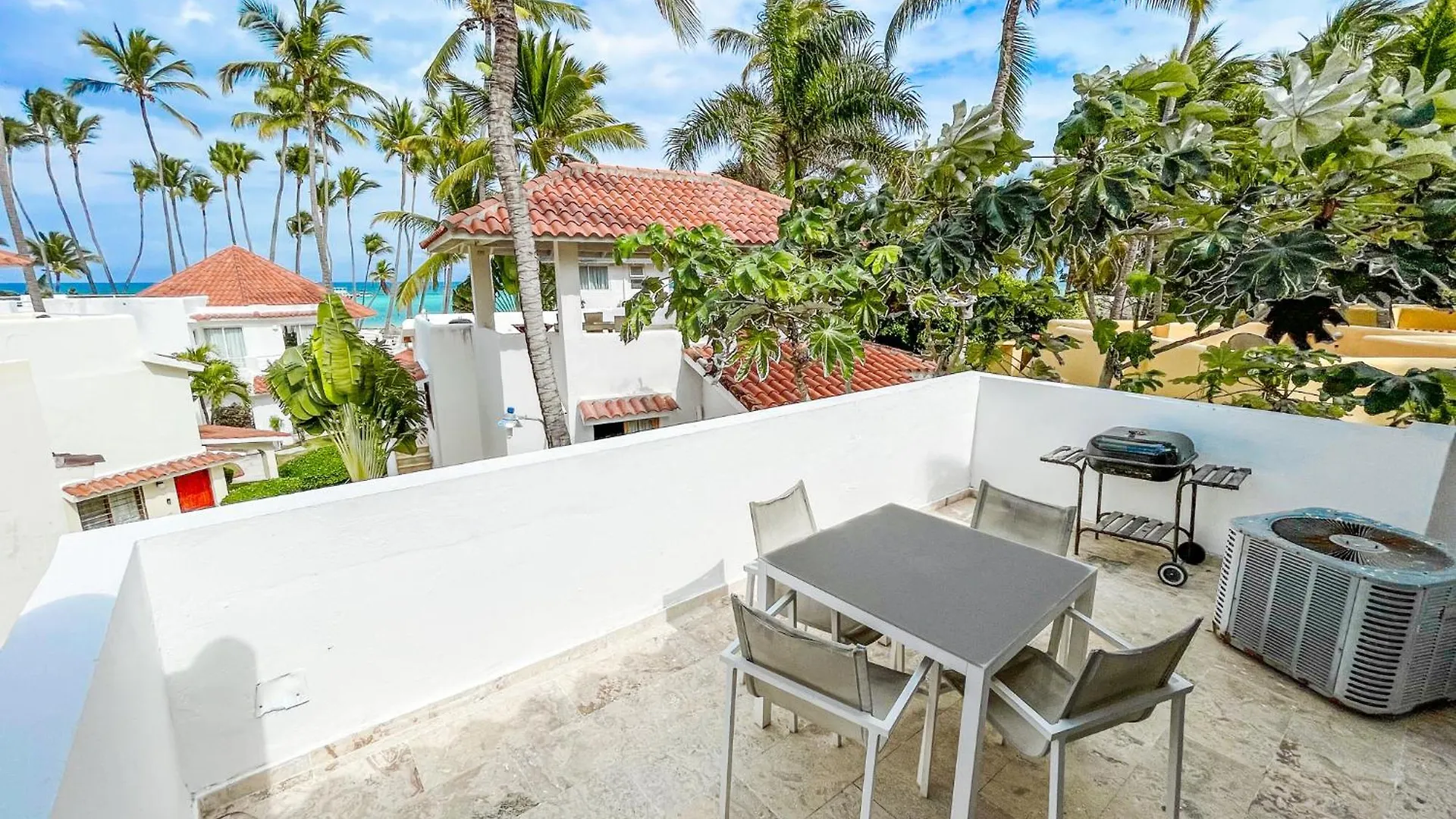 Oceanfront & Garden View Villas Hotel Wifi Bbq Parking Los Corales Beach Club & Spa Punta Cana 5*,