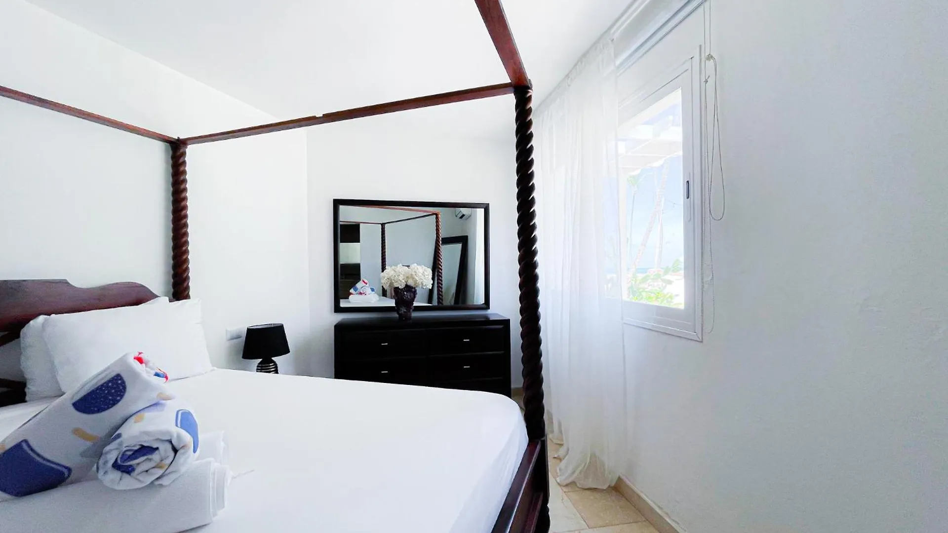 *****  Oceanfront & Garden View Villas Hotel Wifi Bbq Parking Los Corales Beach Club & Spa Punta Cana Dominican Republic